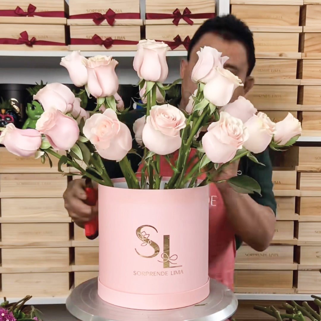 Floreria lima, Tienda de regalos, Flores, Floristeria, Sorprende lima, Arma tu arreglo, Clases de flores, Rosas, Tulipanes, Margaritas, Girasoles, Envio de regalos a domicilio