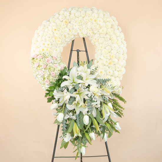 CORONA NUBE FLORES BLANCAS