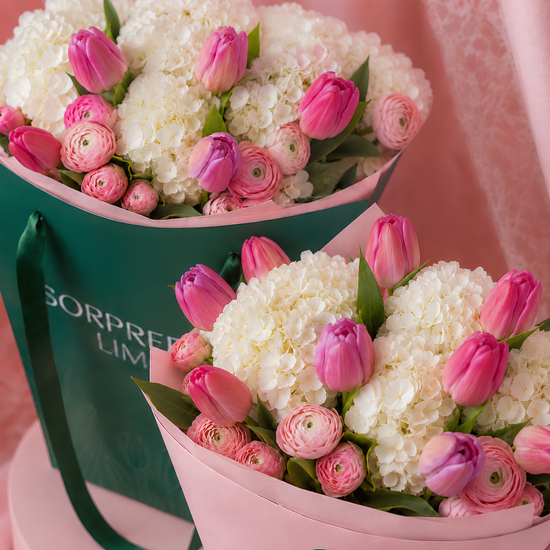 RAMO HORTENCIAS Y TULIPANES