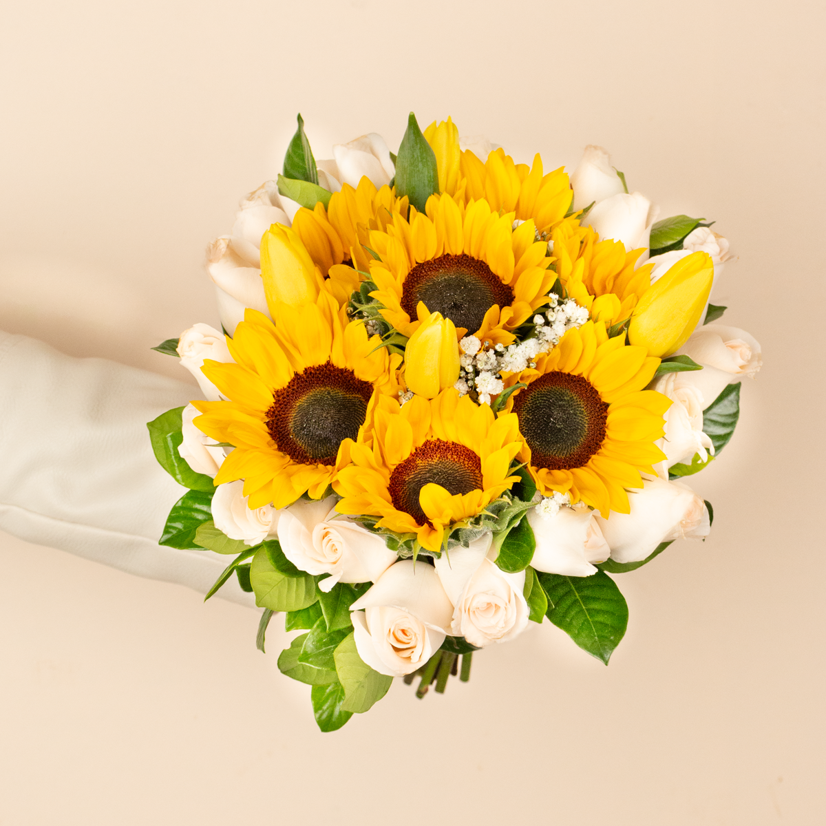 Bouquet Novia Girasoles, Rosas y Tulipanes