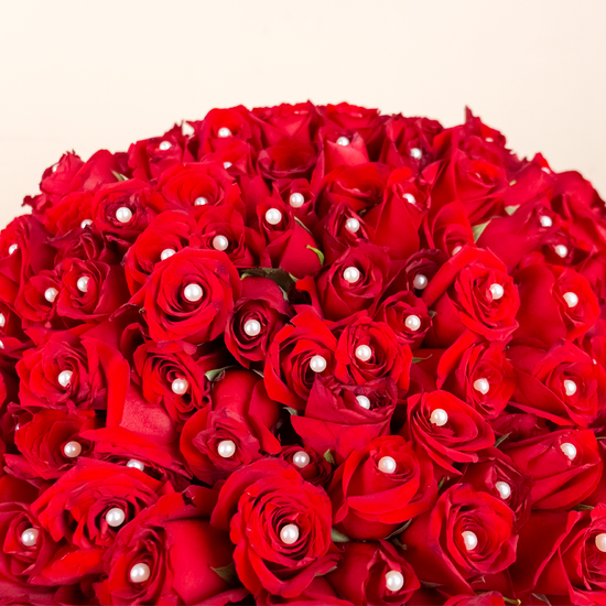 RAMO BUCHÓN 500 ROSAS CON PERLAS