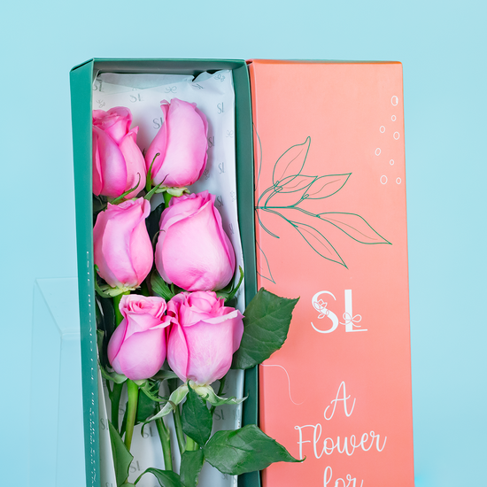 CAJA DE 6 ROSAS PASCUA
