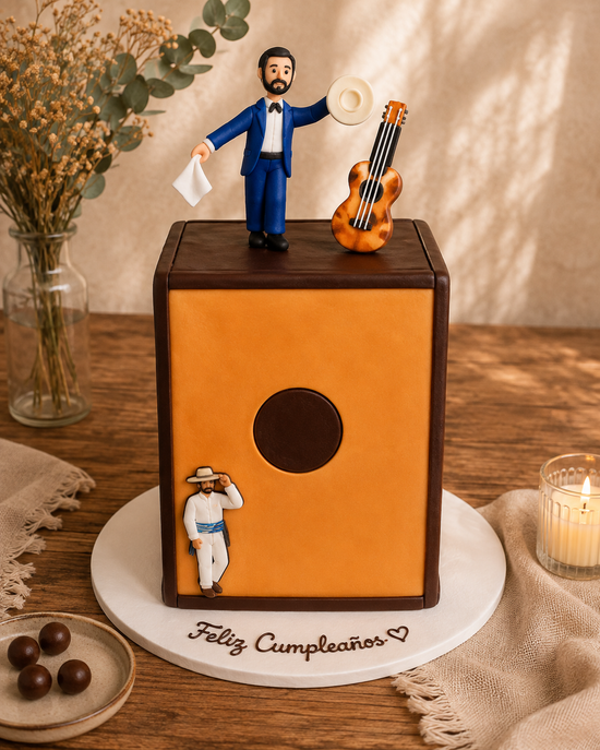 Torta Cajón Peruano y Músico