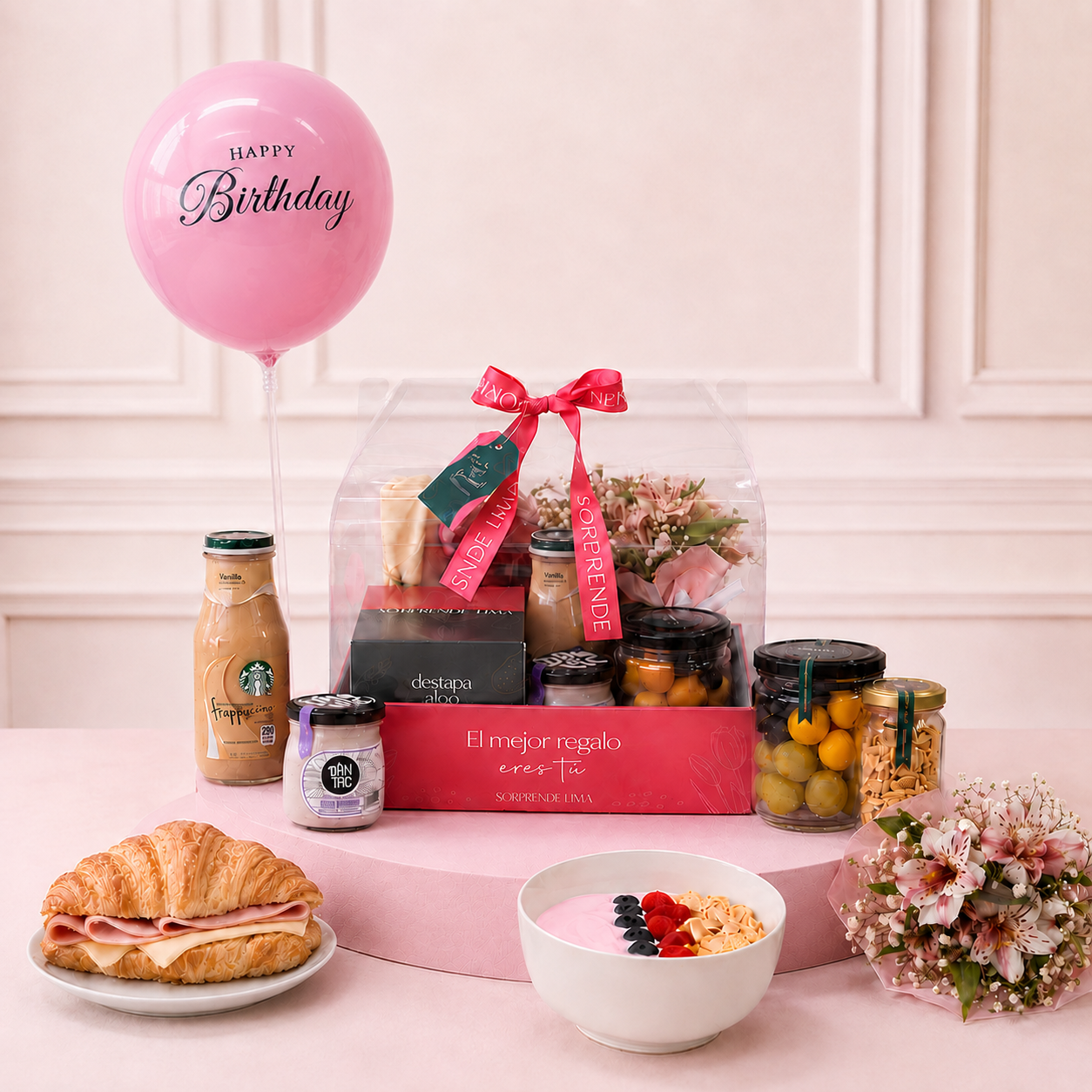 DESAYUNO CUMPLEAÑERO PARA ELLA