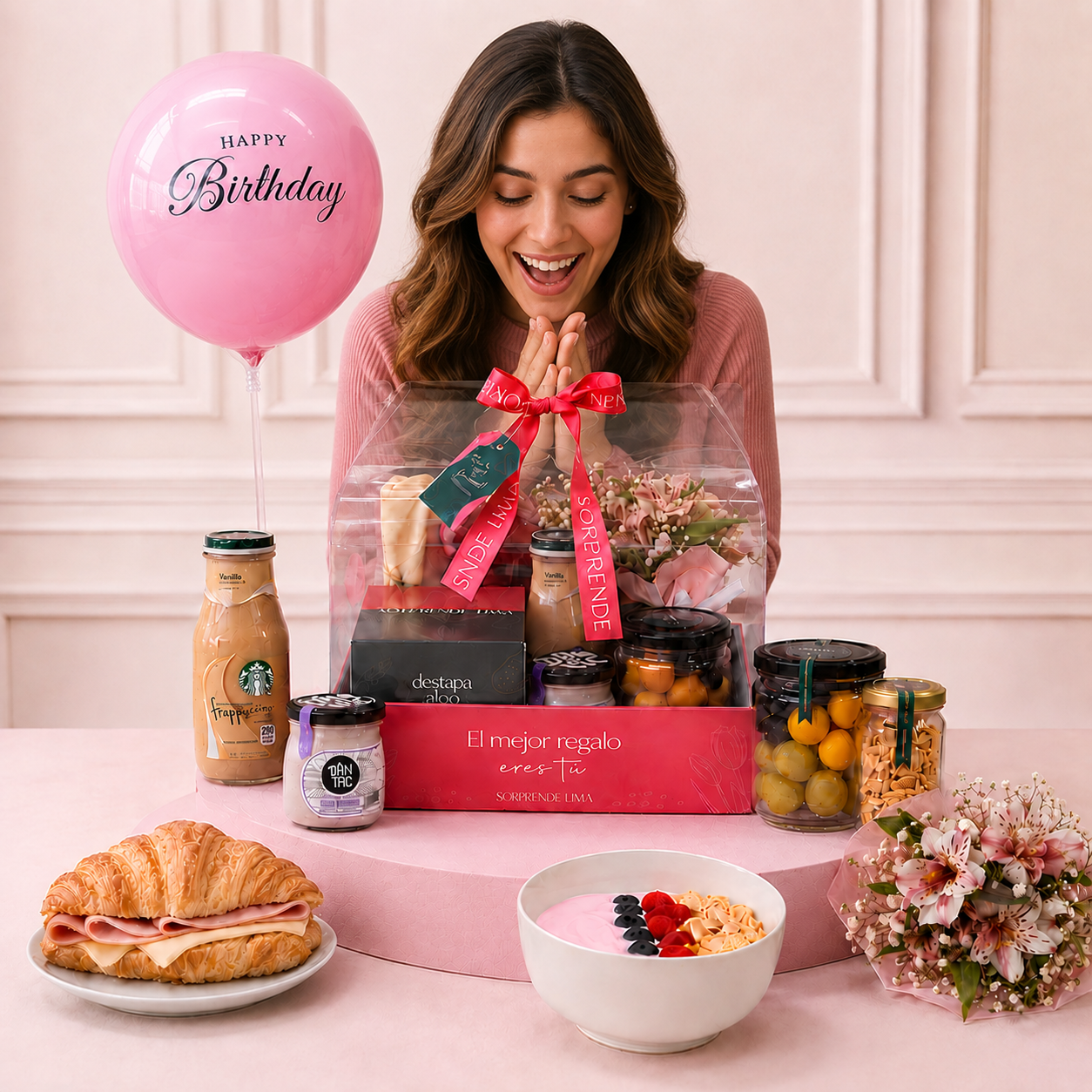 DESAYUNO CUMPLEAÑERO PARA ELLA