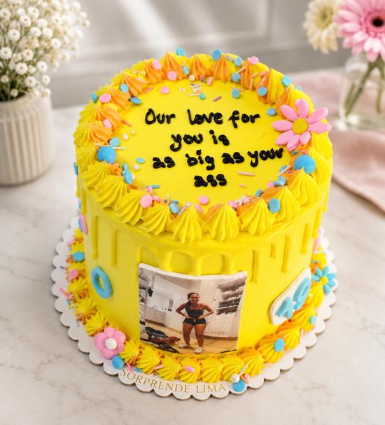 Torta Amarilla con Fotografía