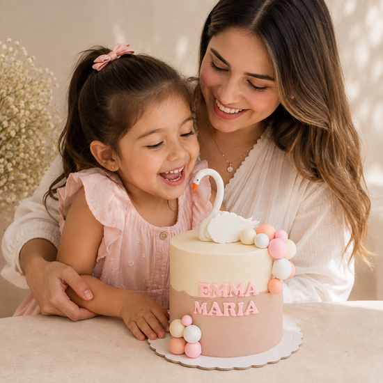 TORTA CISNE PASTEL