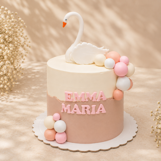 TORTA CISNE PASTEL