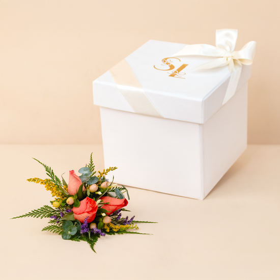 CORSAGE MINI ROSAS NARANJAS PARA MANO