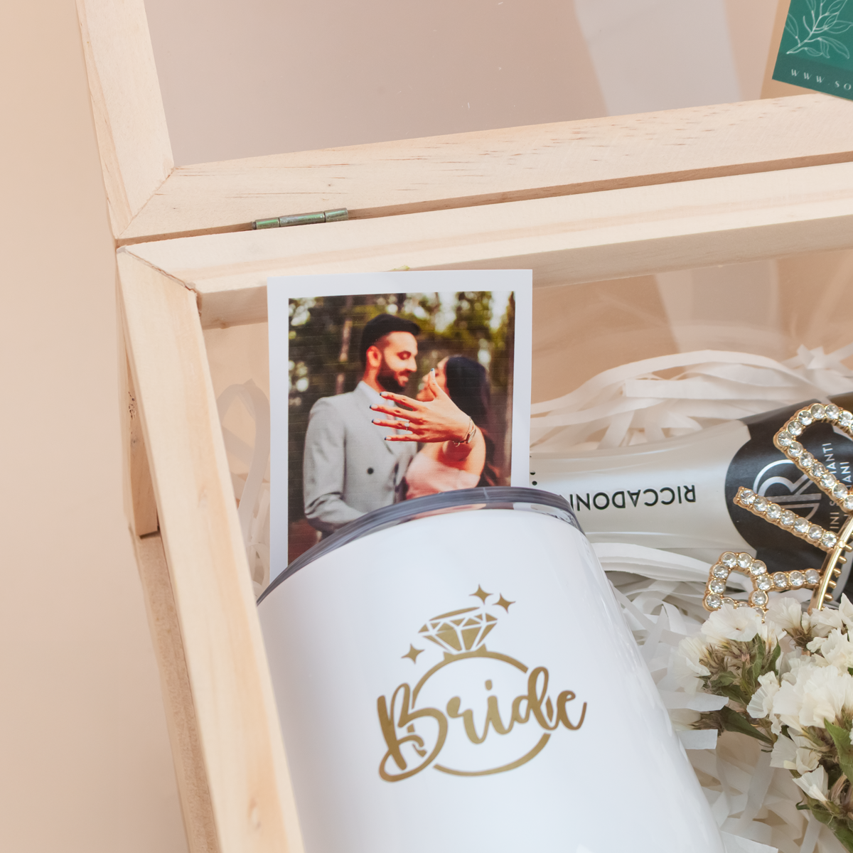 GIFT BOX HAPPY BRIDE