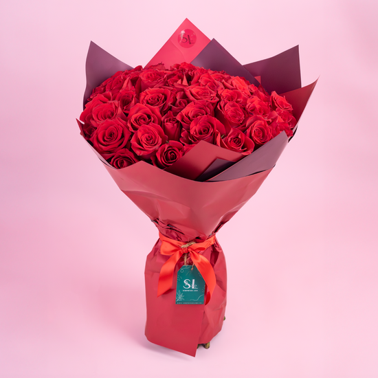 RAMO 50 ROSAS ROJO
