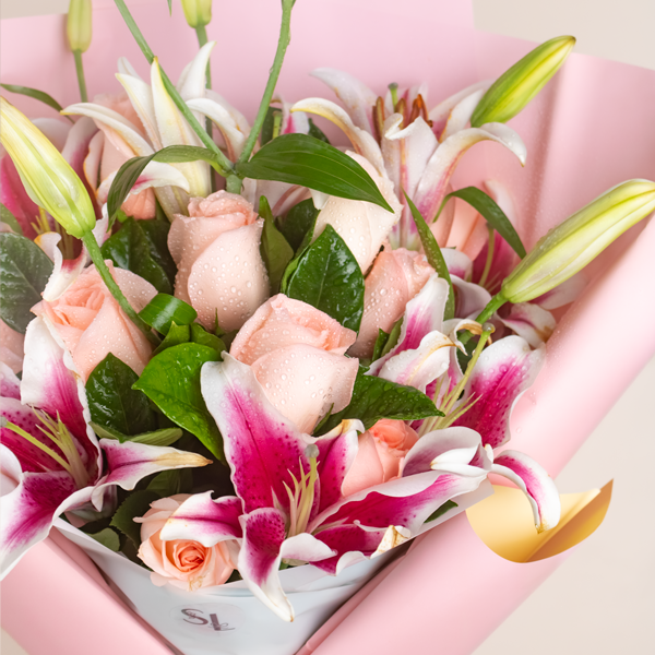 RAMO LIRIOS ROSADOS – SORPRENDE LIMA