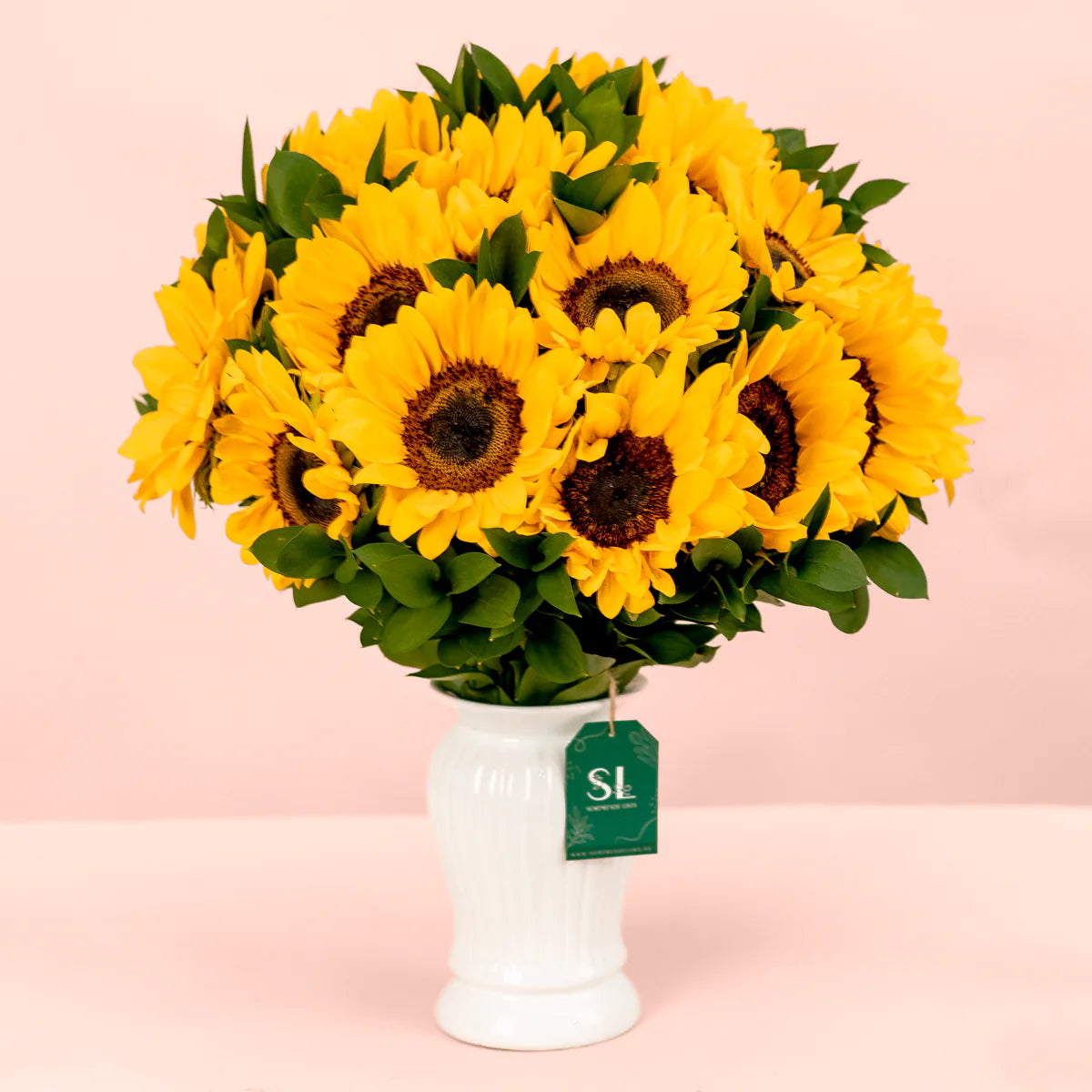 FLORERO FULL GIRASOLES GRADUACIÓN